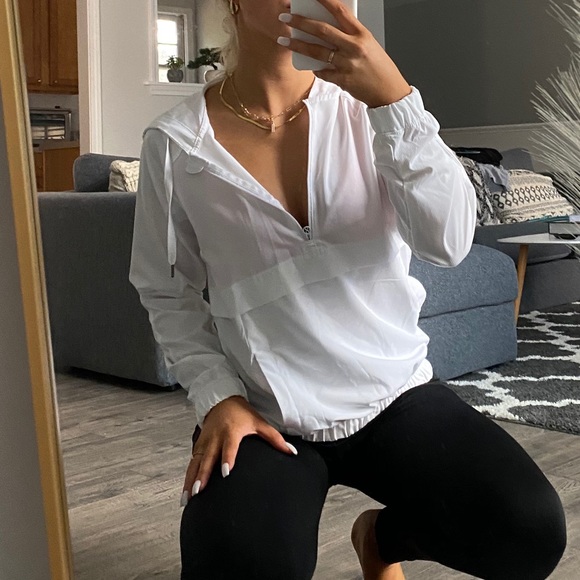 ⚡️Layers White Quarter Zip - Picture 2 of 9